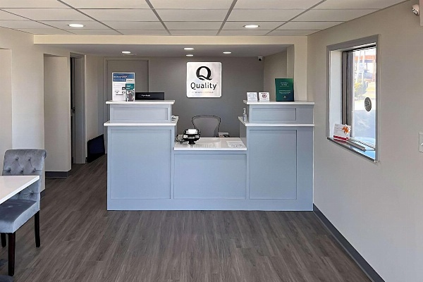 Quality Inn image 4